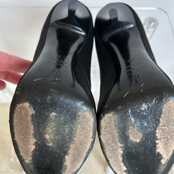 Giuseppe Zanotti Black Pumps with Crystals - Picture 5 of 6